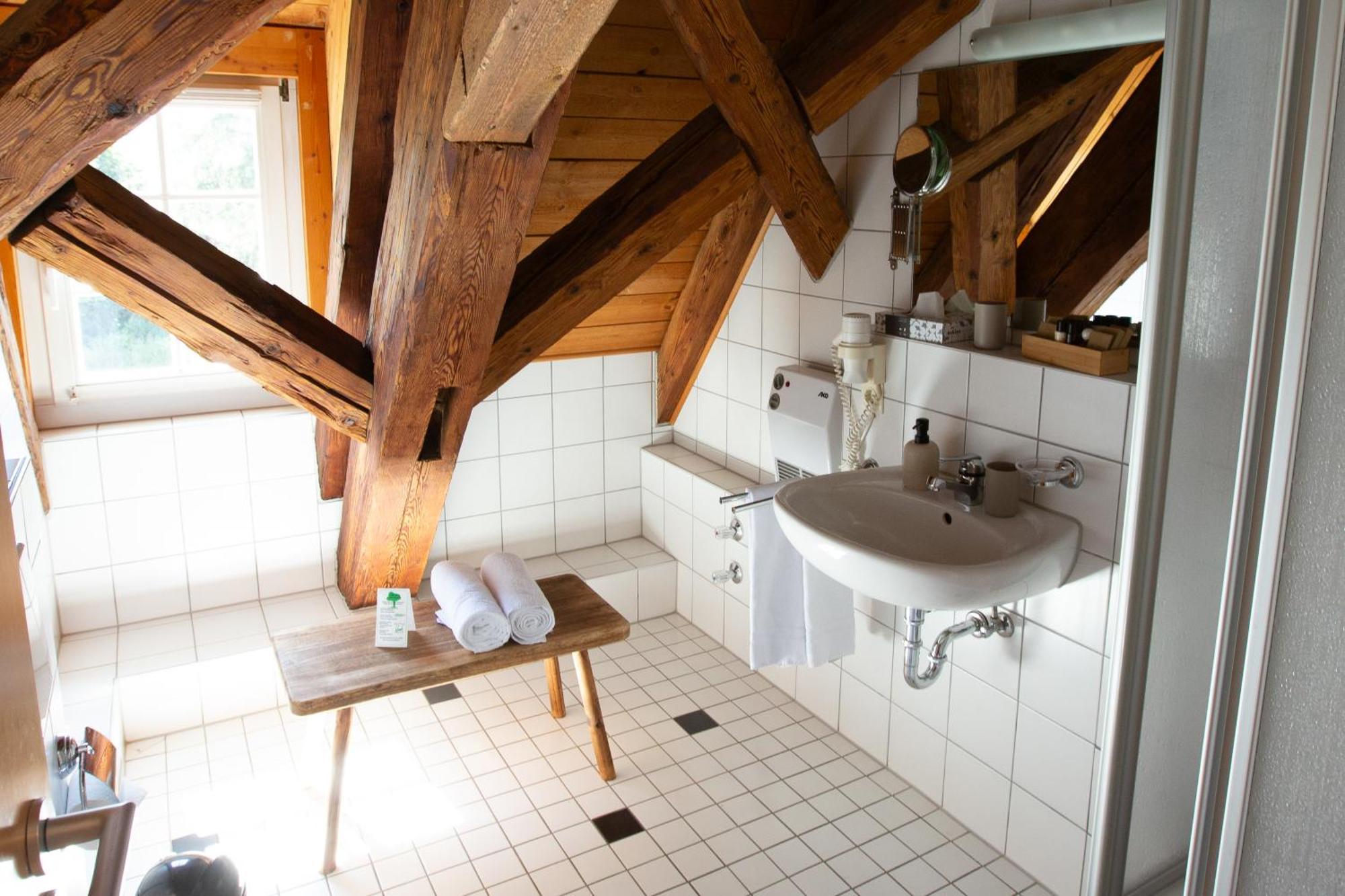 Gutshof-Hotel Waldknechtshof ไบเออร์สบรอนน์ ภายนอก รูปภาพ