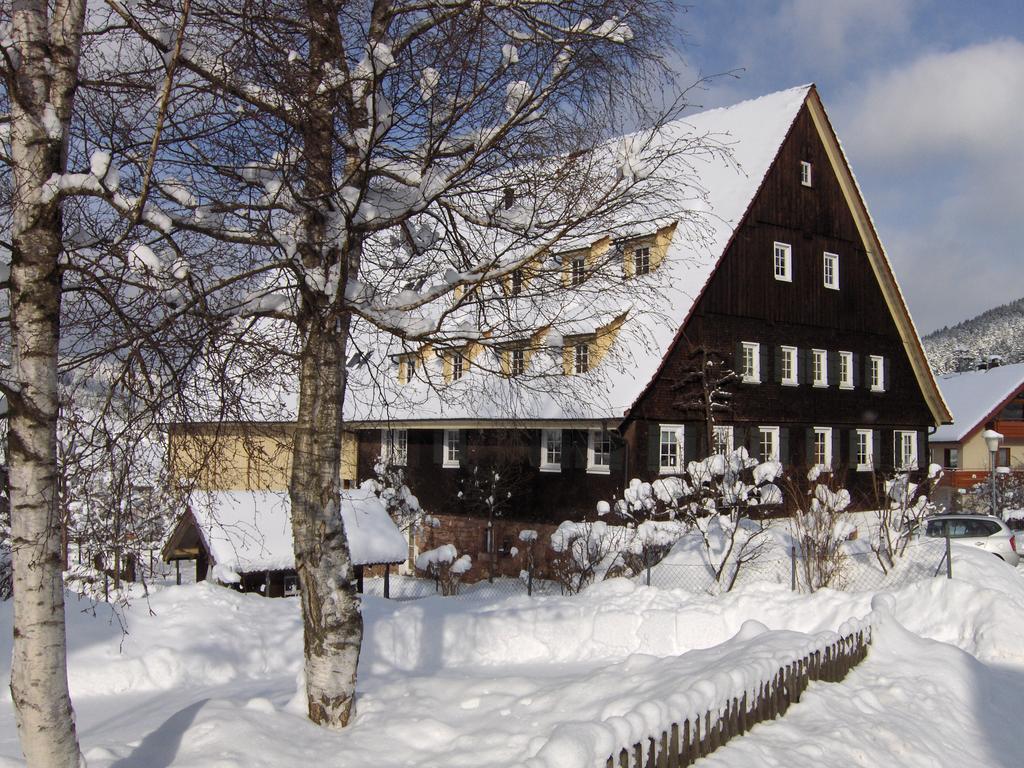 Gutshof-Hotel Waldknechtshof ไบเออร์สบรอนน์ ภายนอก รูปภาพ