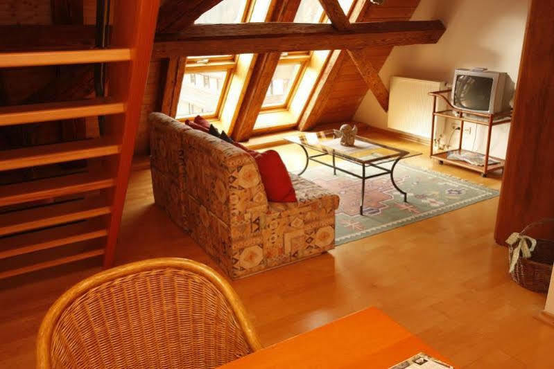 Gutshof-Hotel Waldknechtshof ไบเออร์สบรอนน์ ภายนอก รูปภาพ